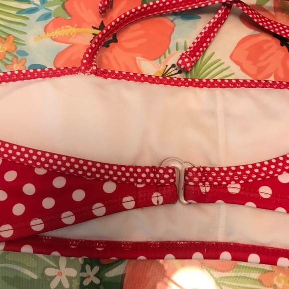 Bikini - Picture 6 of 8